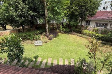 Prestigious Bungalow | Taman Pantai | For Sale