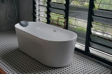 Exquisite Bungalow @ Damansara Heights | For Rent