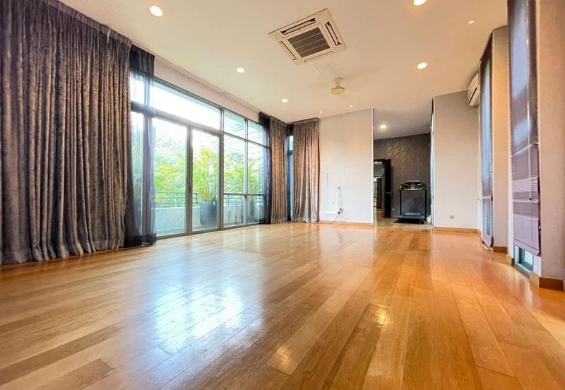 The Residence, Mont Kiara