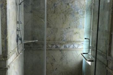 Bukit Pantai (Pantai Hill)