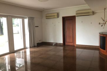 Bukit Pantai (Pantai Hill)