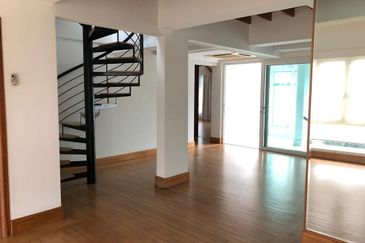 Bukit Pantai (Pantai Hill)