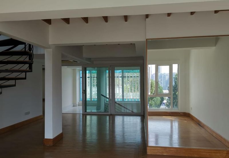 Bukit Pantai (Pantai Hill)