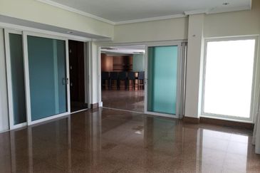 Bukit Pantai (Pantai Hill)