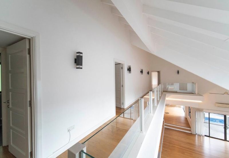 Bukit Pantai (Pantai Hill)