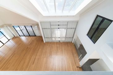 Bukit Pantai (Pantai Hill)