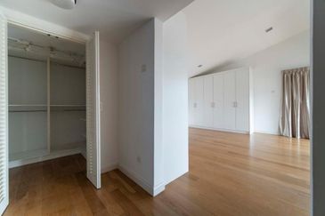 Bukit Pantai (Pantai Hill)