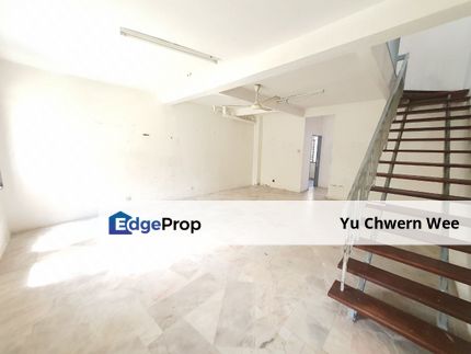 Taman Saujana Puchong Double Storey Intermediate Terrace House 18 x 65 for SALE RM420k  , Selangor, Puchong South