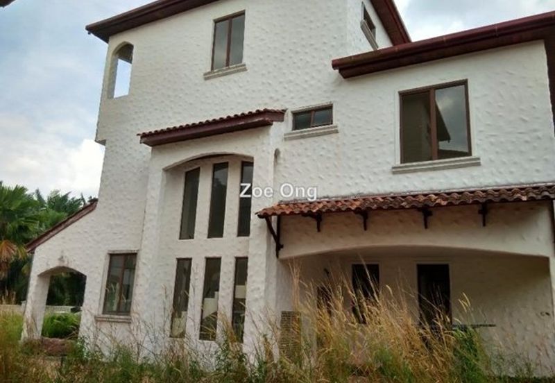 3 Storey Bglw Near Forest , Guarded