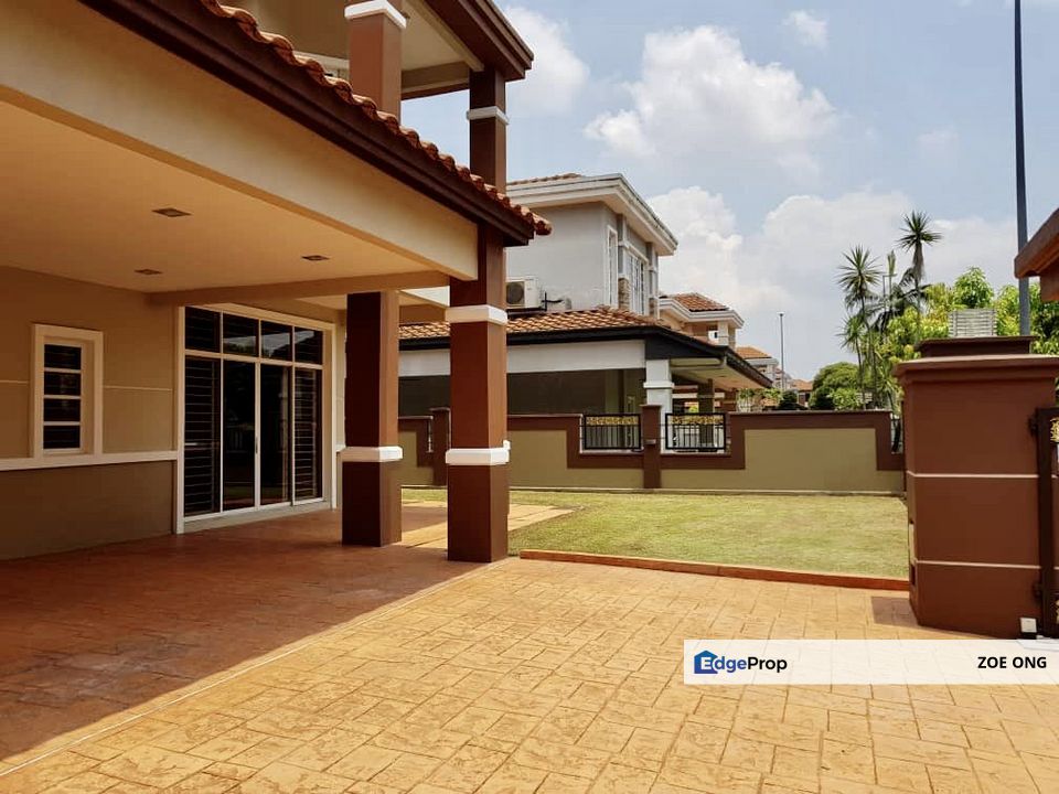 Near to Reserved Forest, Small Community, Selangor, Kota Damansara