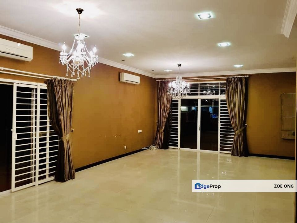 Near to Reserved Forest, Small Community, Selangor, Kota Damansara