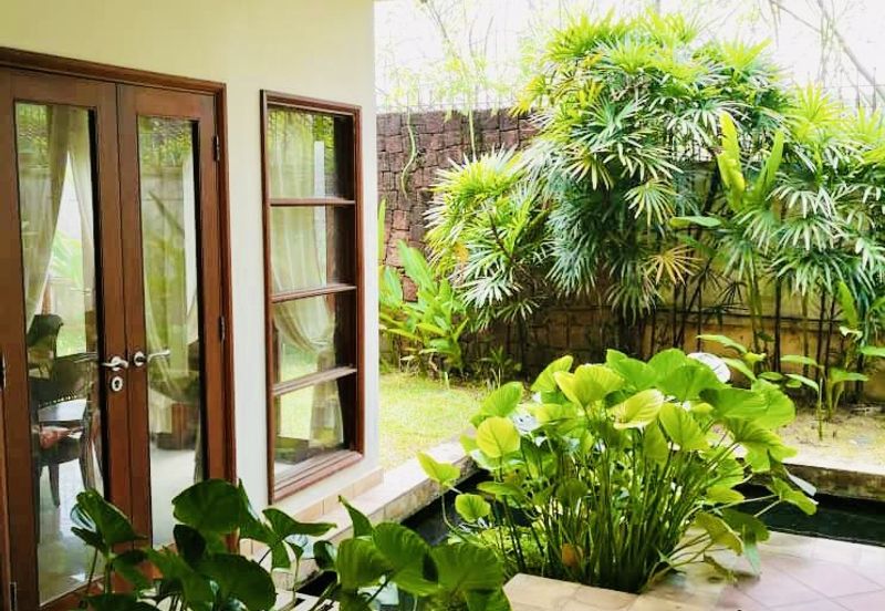 Corner Renovated Guarded Gated Small Community 