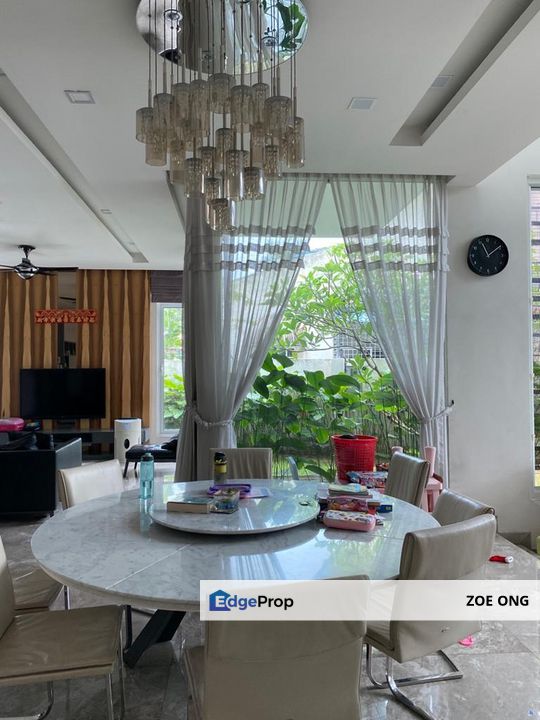 Big size modern bungalow with pool, big garden, Selangor, Kota Damansara