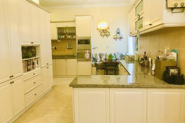 Residency, Kota Damansara