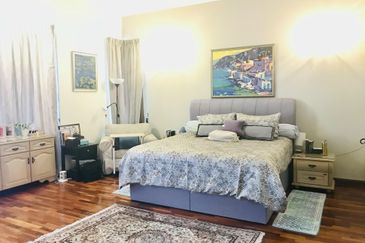 Residency, Kota Damansara