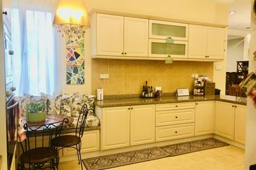 Residency, Kota Damansara