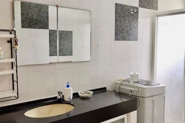 Seksyen 6, Kota Damansara