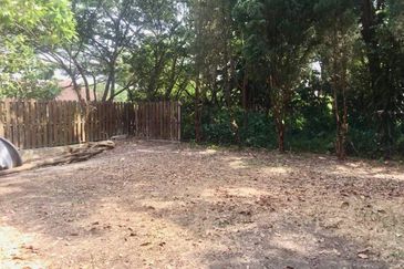 Big Garden Ample Car Parks Many Rooms