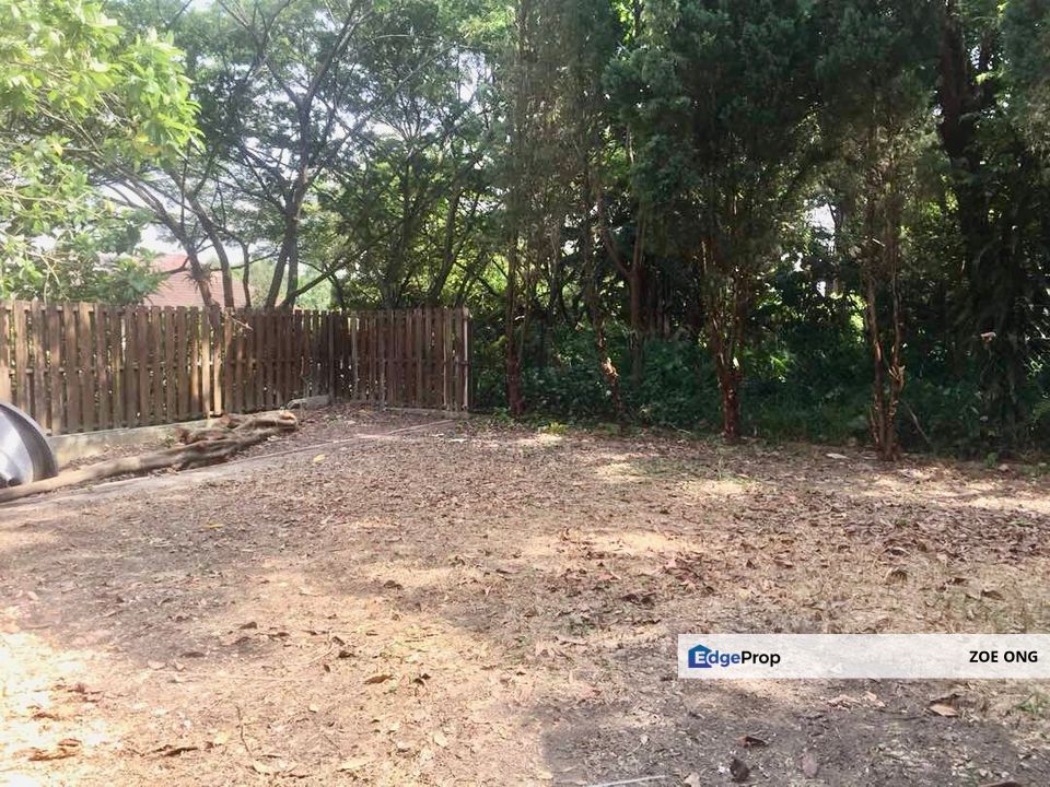 Big Garden Ample Car Parks Many Rooms, Selangor, Sunway Damansara