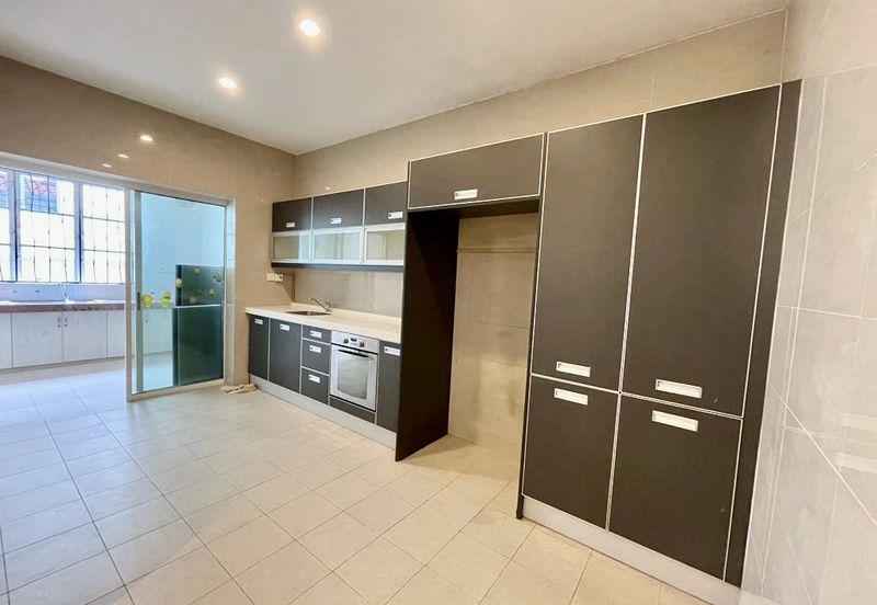 Seksyen 4, Kota Damansara