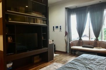 Residency, Kota Damansara