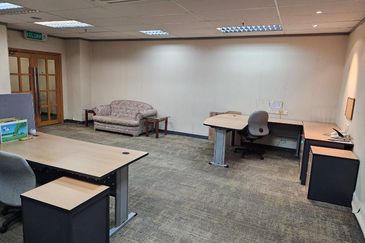 Partly furnished office for Sale at Plaza Mont Kiara