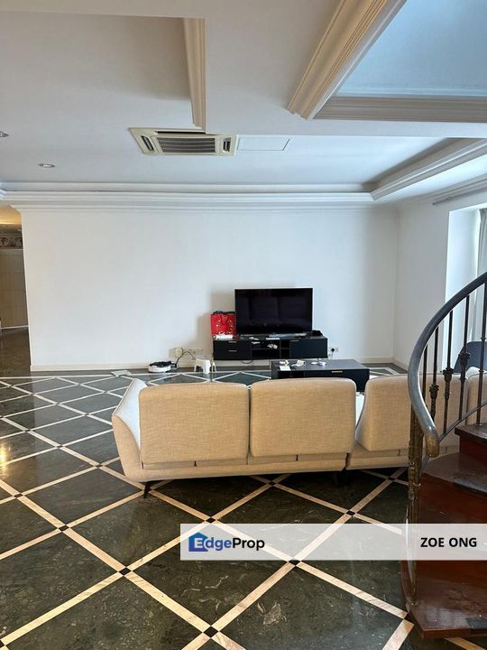 Penthouse with private swimming pool + roof top garden + opposite China Embassy, Kuala Lumpur, Ampang