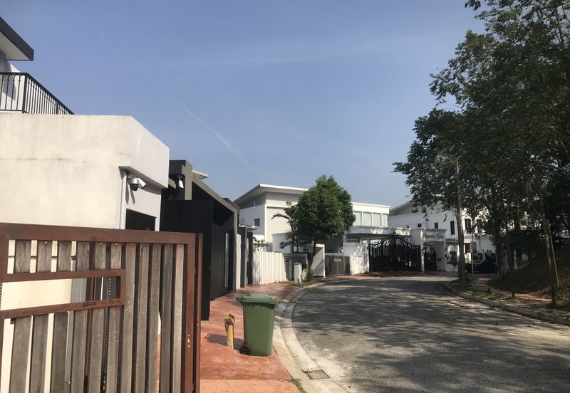 Seksyen 11, Kota Damansara