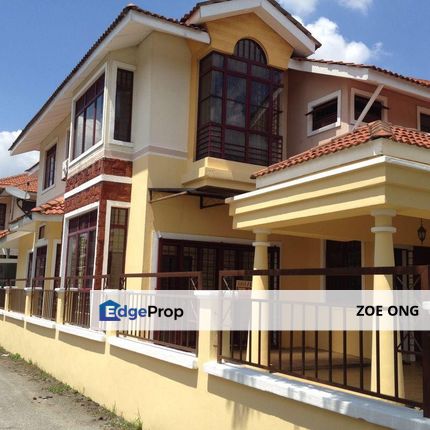 Endlot terrace, extra 5ft land, good for own renovation, Selangor, Kota Damansara