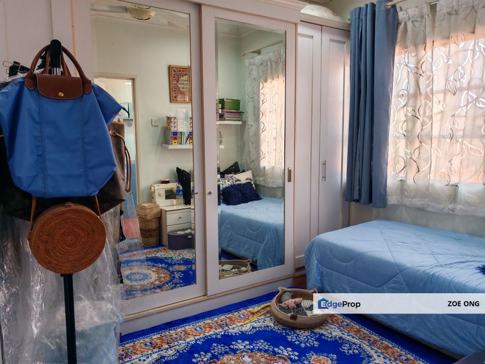 2 Storey Semi D, big garden, guarded area, Selangor, Kota Damansara