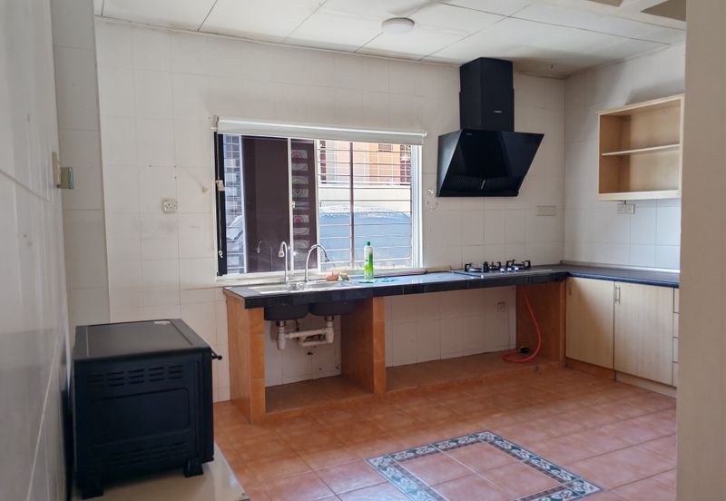 Seksyen 4, Kota Damansara