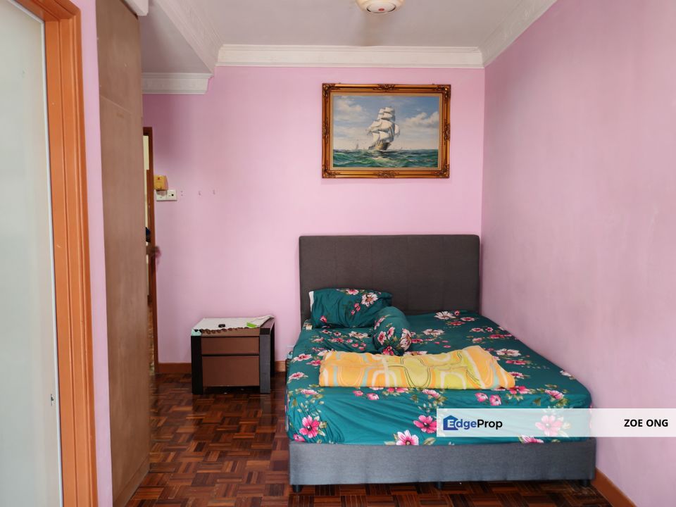 2 Storey Endlot Terrace House, Guarded Area , Renovated, Selangor, Kota Damansara