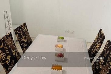 Millennium Place @ Millennium Square