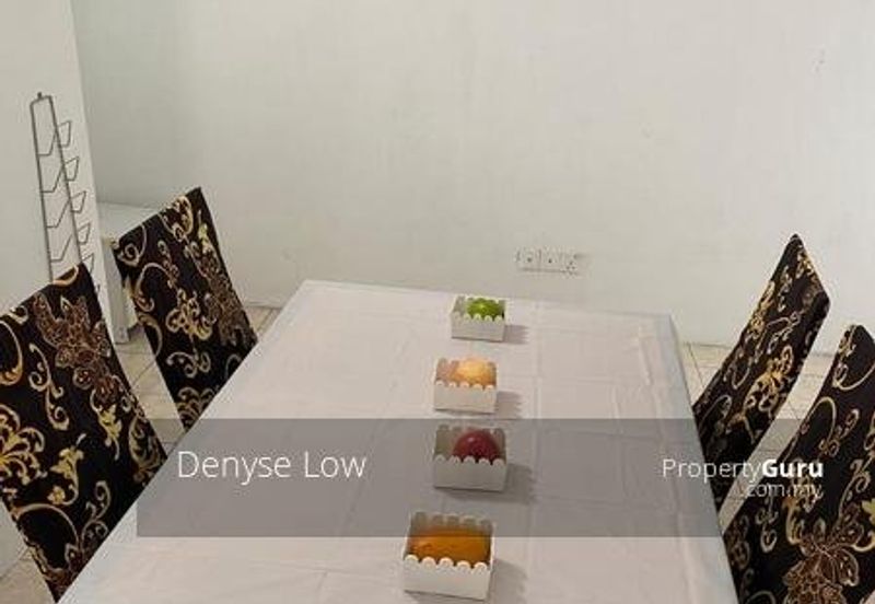 Millennium Place @ Millennium Square