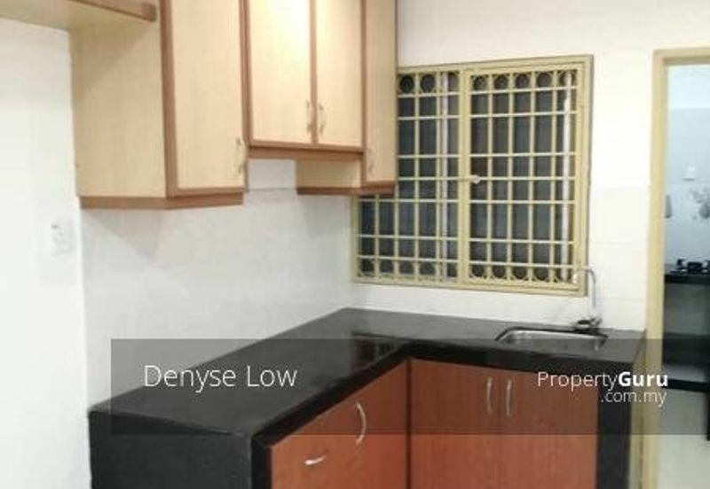 Bayu Puteri Apartment