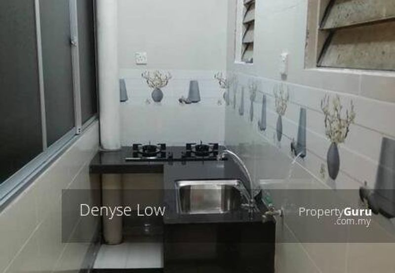 Bayu Puteri Apartment