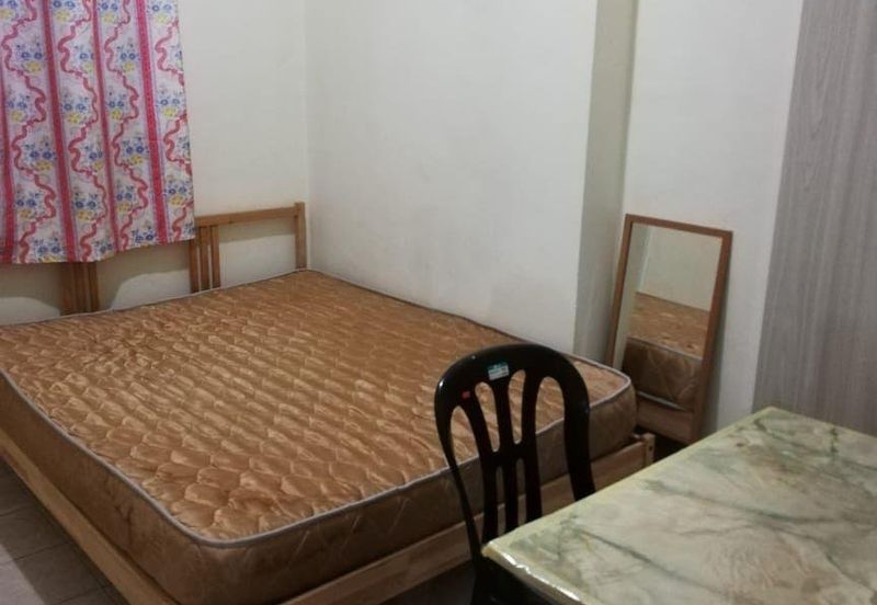 Millennium Place @ Millennium Square