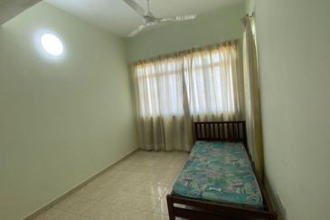 Millennium Place @ Millennium Square