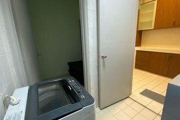 Millennium Place @ Millennium Square