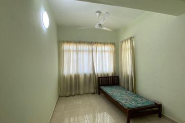 Millennium Place @ Millennium Square