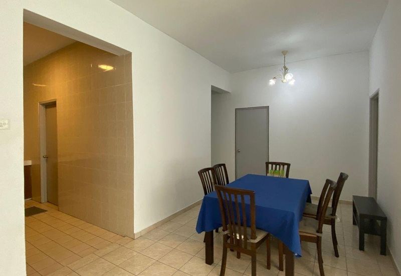 Millennium Place @ Millennium Square