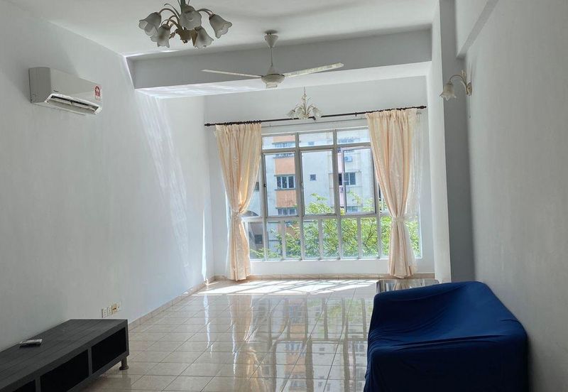 Millennium Place @ Millennium Square