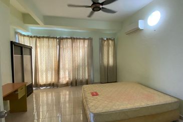 Millennium Place @ Millennium Square