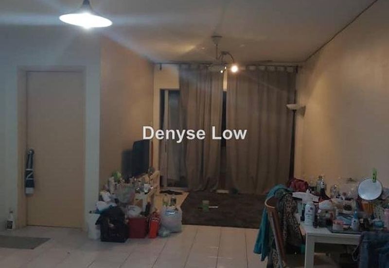 Flora Damansara Apartment