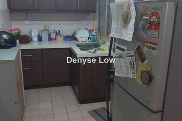 Flora Damansara Apartment