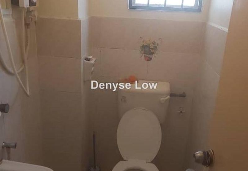 Flora Damansara Apartment