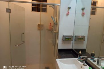 Mutiara Oriental Condominium