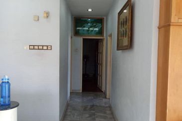 Mutiara Oriental Condominium