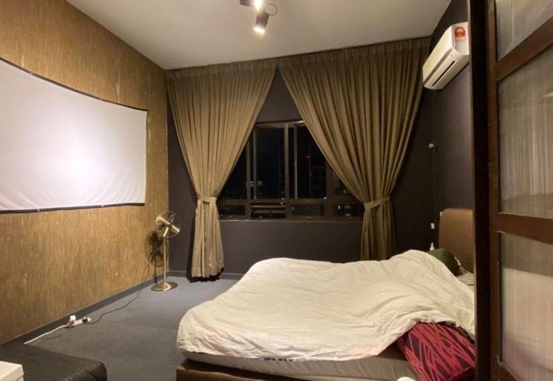 Mutiara Oriental Condominium