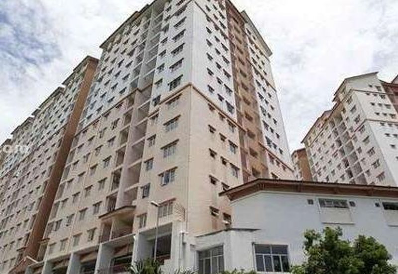 Bayu Puteri Apartment